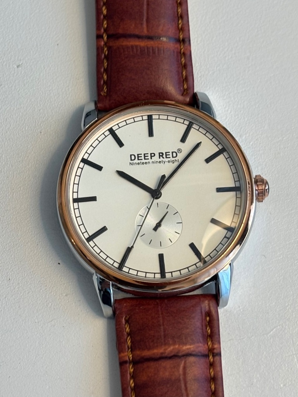 Deep Red Men's Dress Watch Gold & Silver Tone Faux Alligator Band – Not Working